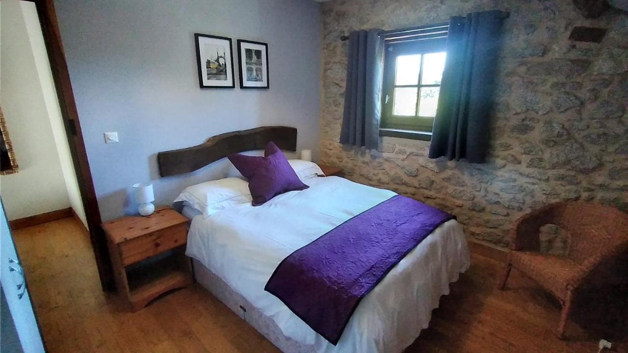 Character 2 Bed Cottage Within Walking Distance Of Bar/Restaurants Piegut-Pluviers ภายนอก รูปภาพ