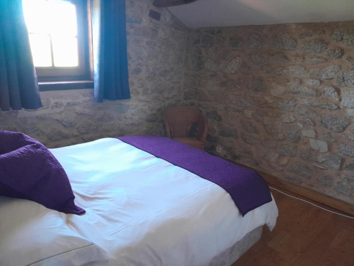 Character 2 Bed Cottage Within Walking Distance Of Bar/Restaurants Piegut-Pluviers ภายนอก รูปภาพ