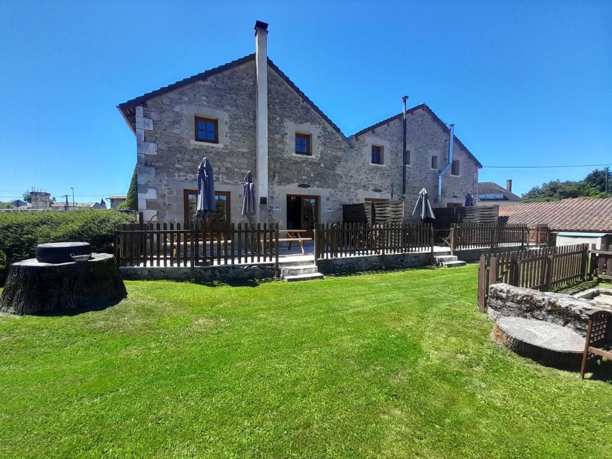 Character 2 Bed Cottage Within Walking Distance Of Bar/Restaurants Piegut-Pluviers ภายนอก รูปภาพ